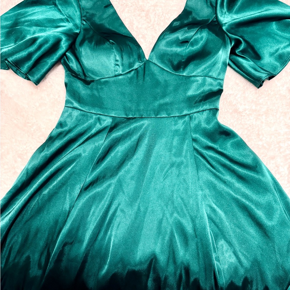 Galina Signature Emerald Green Satin Maxi Dress Formal Wedding Guest 0 EUC
